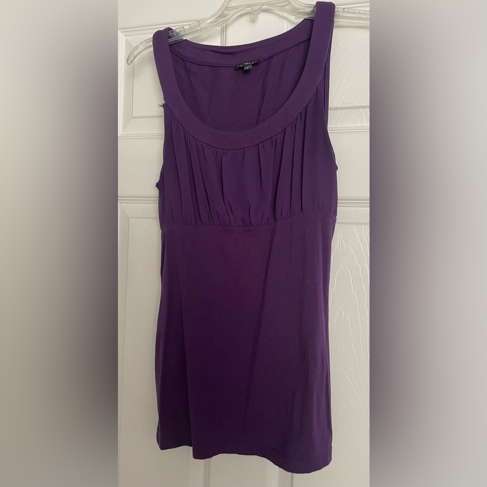 Express plum/purple sleeveless top fitted size M